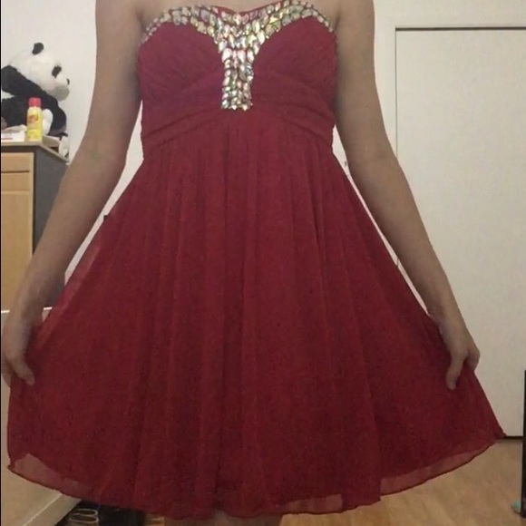 Red Sequin Formal Dress - Picture 4 of 4